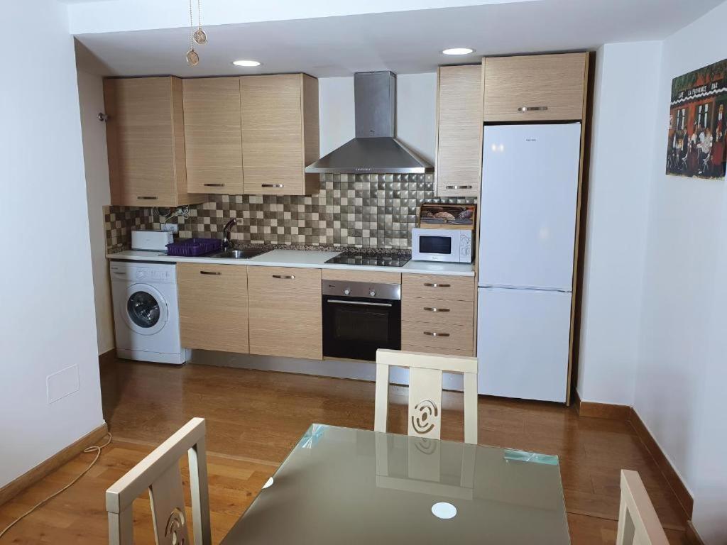 La Línea de la Concepción 3F, Aire Acondic, 80M2, 2 Dormitorios, 4 Huespedes, Wifi Gratis מראה חיצוני תמונה